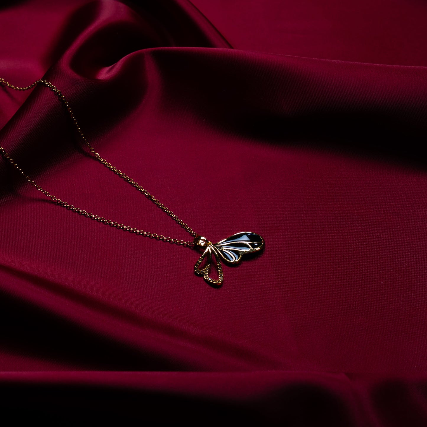 Fiyonk Detaylı Paslanmaz Çelik Kolye