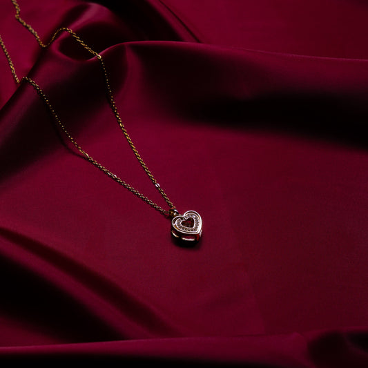 Zirkon Taş İşlemeli Kalp Kolye