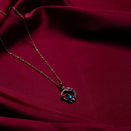 Taş Detaylı Çelik Kolye