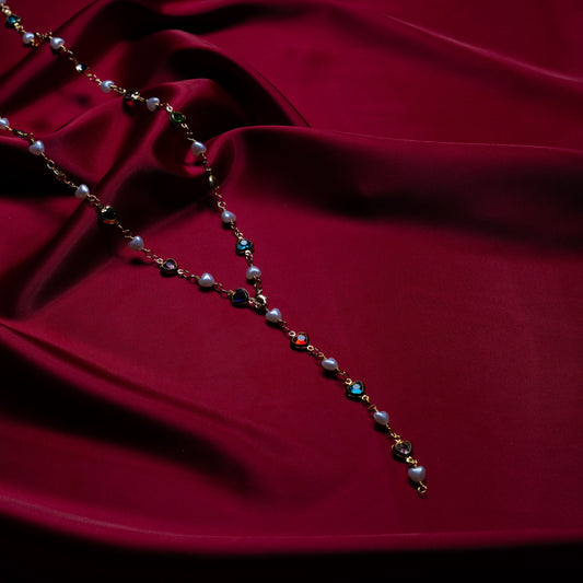 Renkli Taş ve İnci Detaylı Uzun Kolye