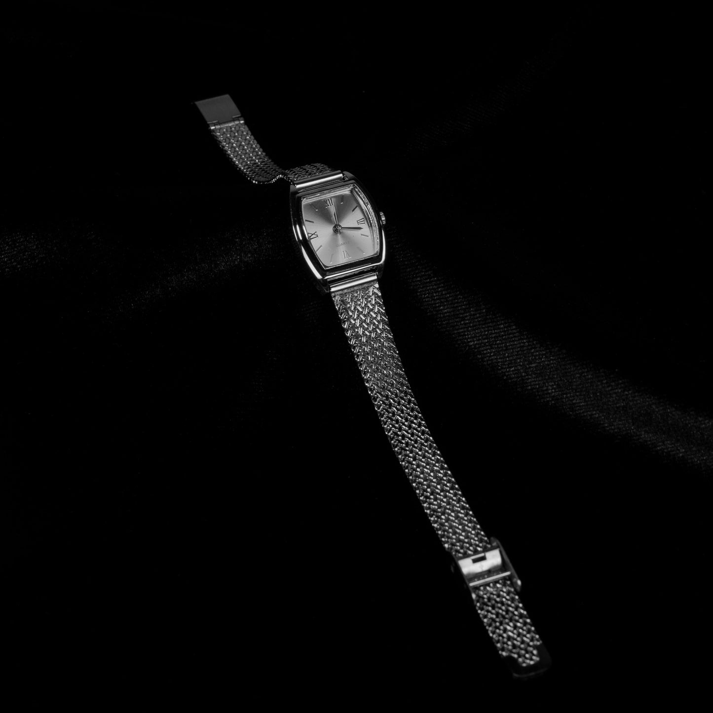 Örgü Metal Bilezik Kare Kasa Klasik Saat