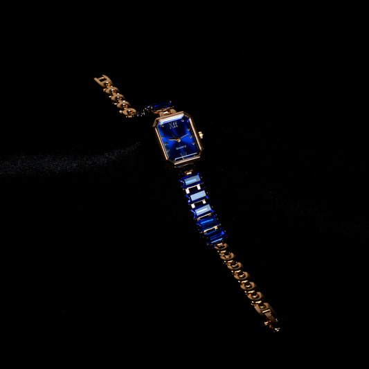 Mavi Kadranlı Taş Detaylı Dikdörtgen Kasa Kadın Saat