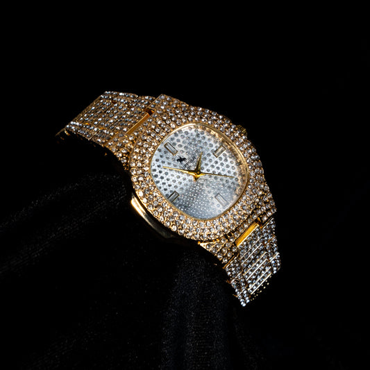 Altın Tonlu Tam Taşlı Yuvarlak Kasa Kadın Saat