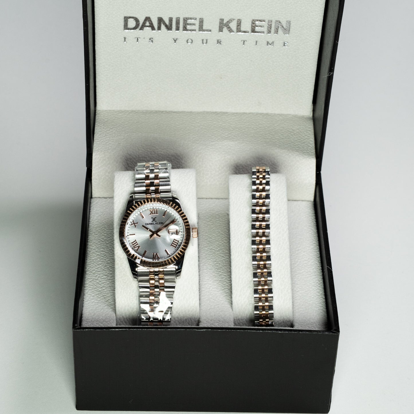 Daniel Klein Kadın Kol Saati Seti – Gümüş & Rose Gold Metal Kordon + Ekstra Bileklik